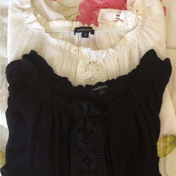 Black off the Shoulder Peasant Crop top NWOT - Renaissance / Western Style - Picture 11 of 12